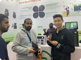 第137届广交会客户合照2